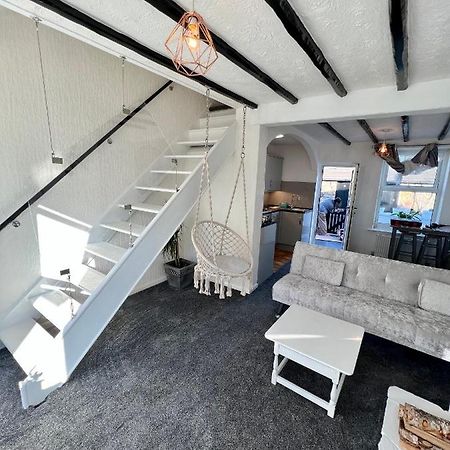 모아캠비 The Pleasure House B&B 외부 사진
